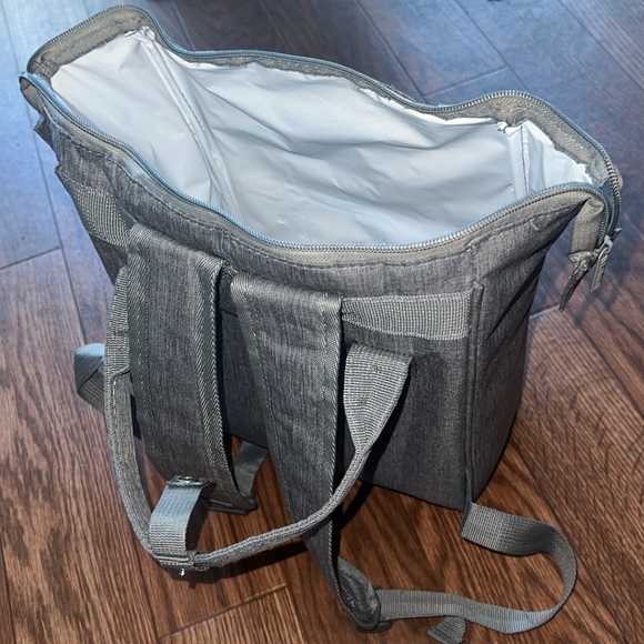 Diaper bag - Picture 4 of 8